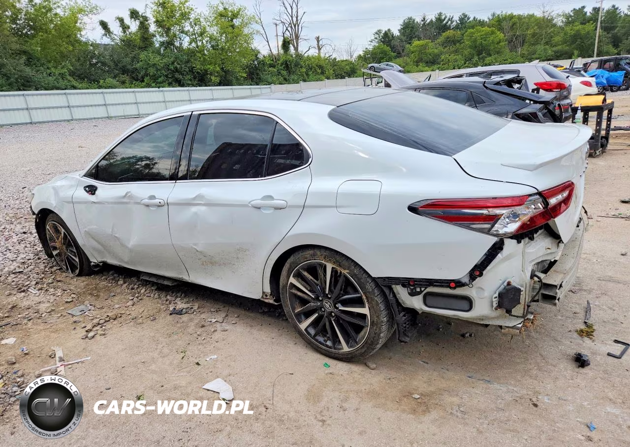 2018 Toyota Camry Xse VIN:4T1B61HK0JU062670 - 2
