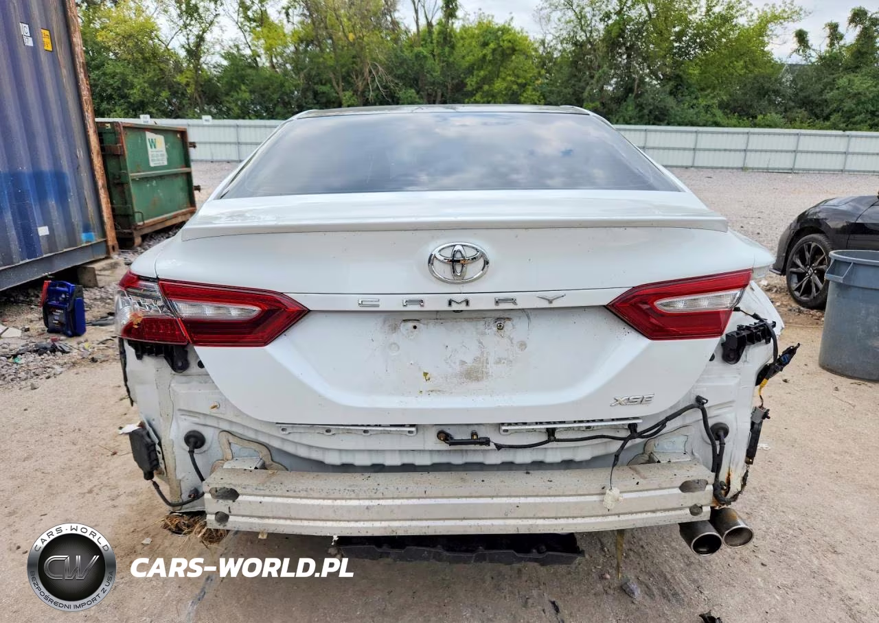 2018 Toyota Camry Xse VIN:4T1B61HK0JU062670 - 6