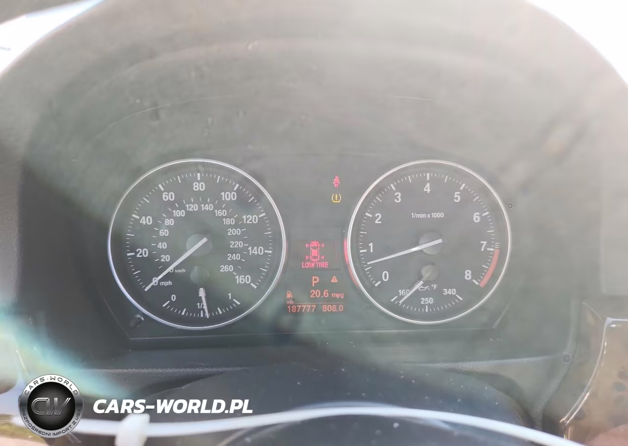 2008 BMW 335 I VIN:WBAVB735X8KY63871 - 9