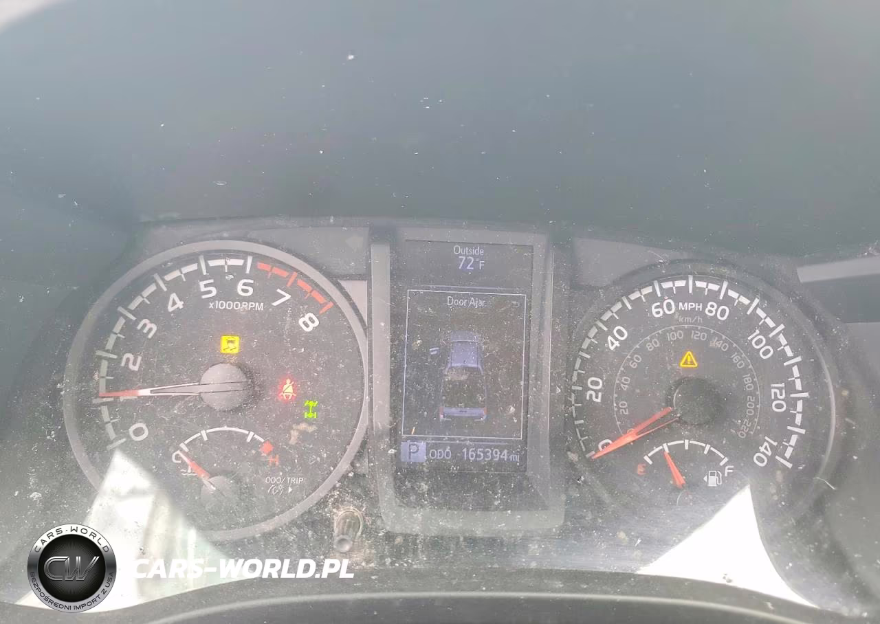 2020 Toyota Tacoma Sr V6 VIN:3TMCZ5AN8LM359284 - 9