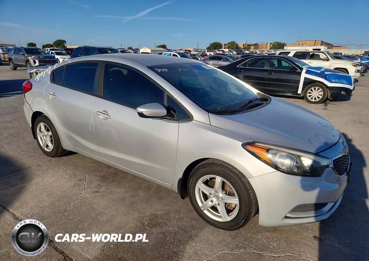 2016 Kia Forte Lx VIN:KNAFK4A60G5510910 - 4