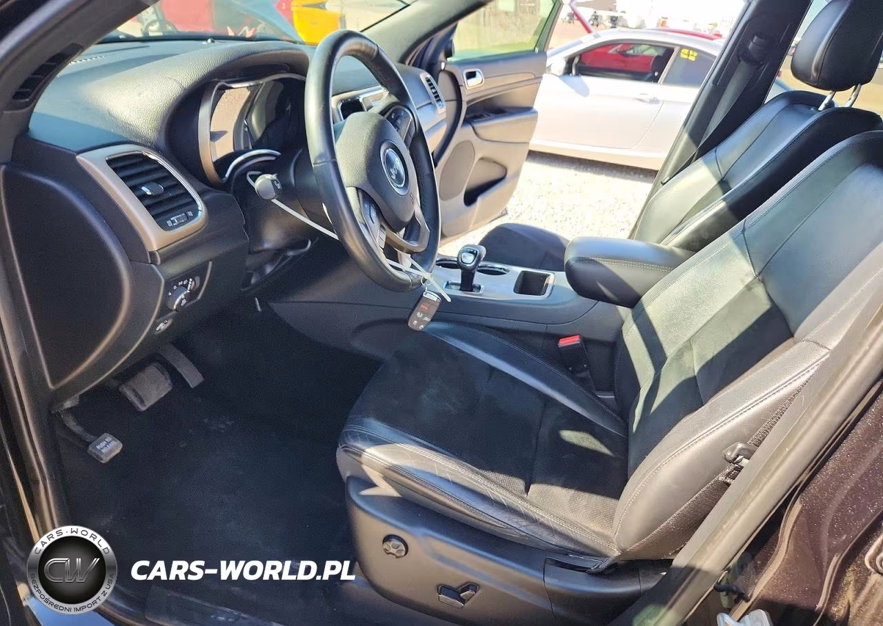 2015 Jeep Grand Cherokee Laredo VIN:1C4RJFAG5FC802988 - 7