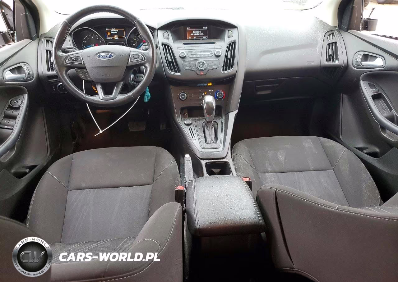 2016 Ford Focus Se VIN:1FADP3K2XGL301709 - 8