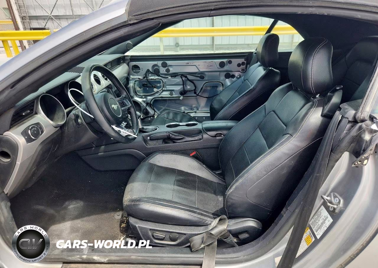 2020 Ford Mustang VIN:1FATP8UHXL5179880 - 7