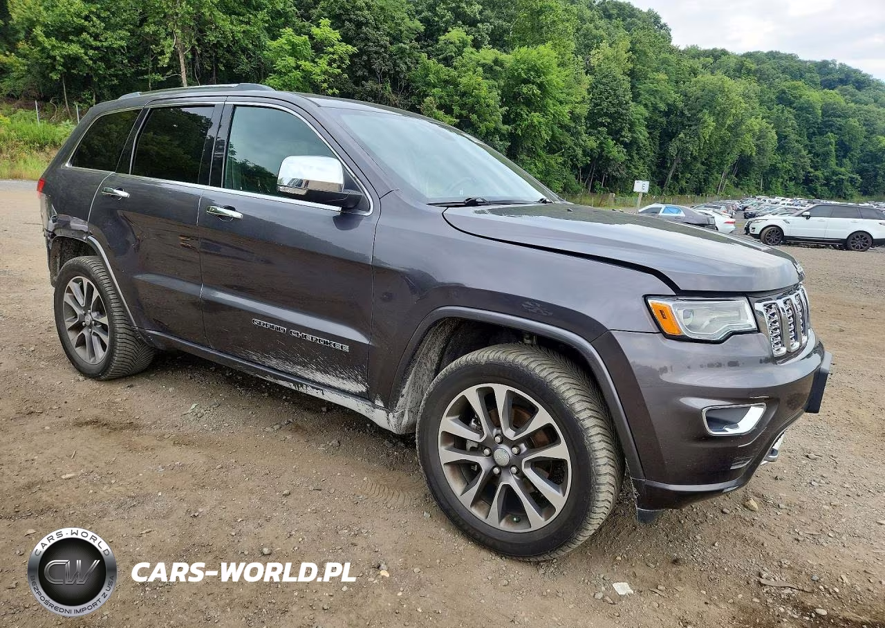2018 Jeep Grand Cherokee Overland VIN:1C4RJFCG8JC342702 - 4