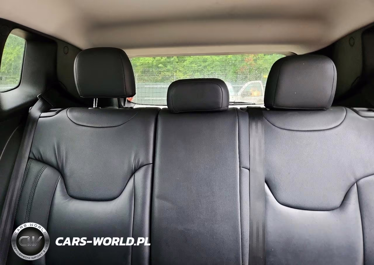 2020 Jeep Renegade Latitude VIN:ZACNJBBB5LPL35456 - 10