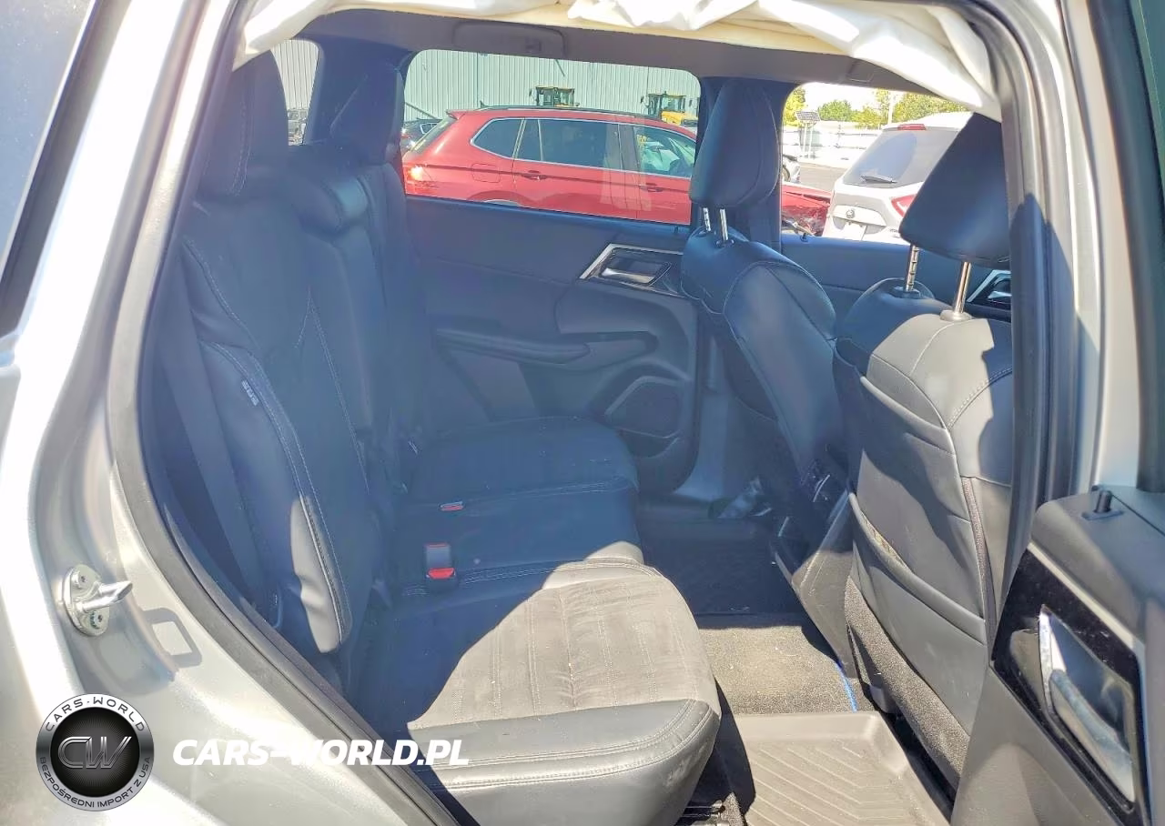 2023 Mitsubishi Outlander Se VIN:JA4T5UA95PZ028928 - 10