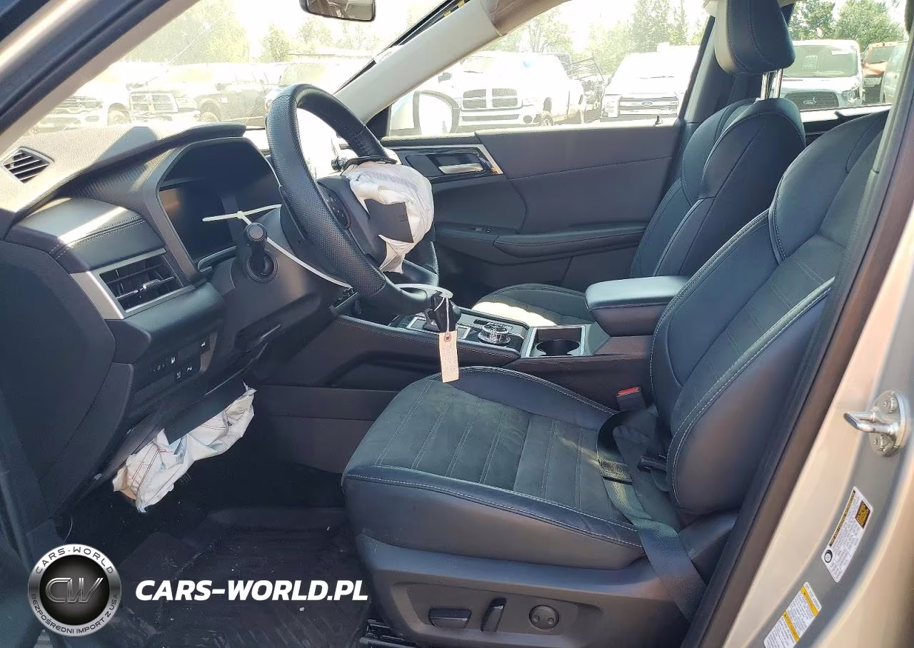 2023 Mitsubishi Outlander Se VIN:JA4T5UA95PZ028928 - 7