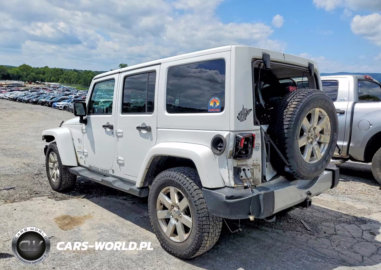 2015 Jeep Wrangler Unlimited Sahara VIN:1C4BJWEG7FL503529 - 2