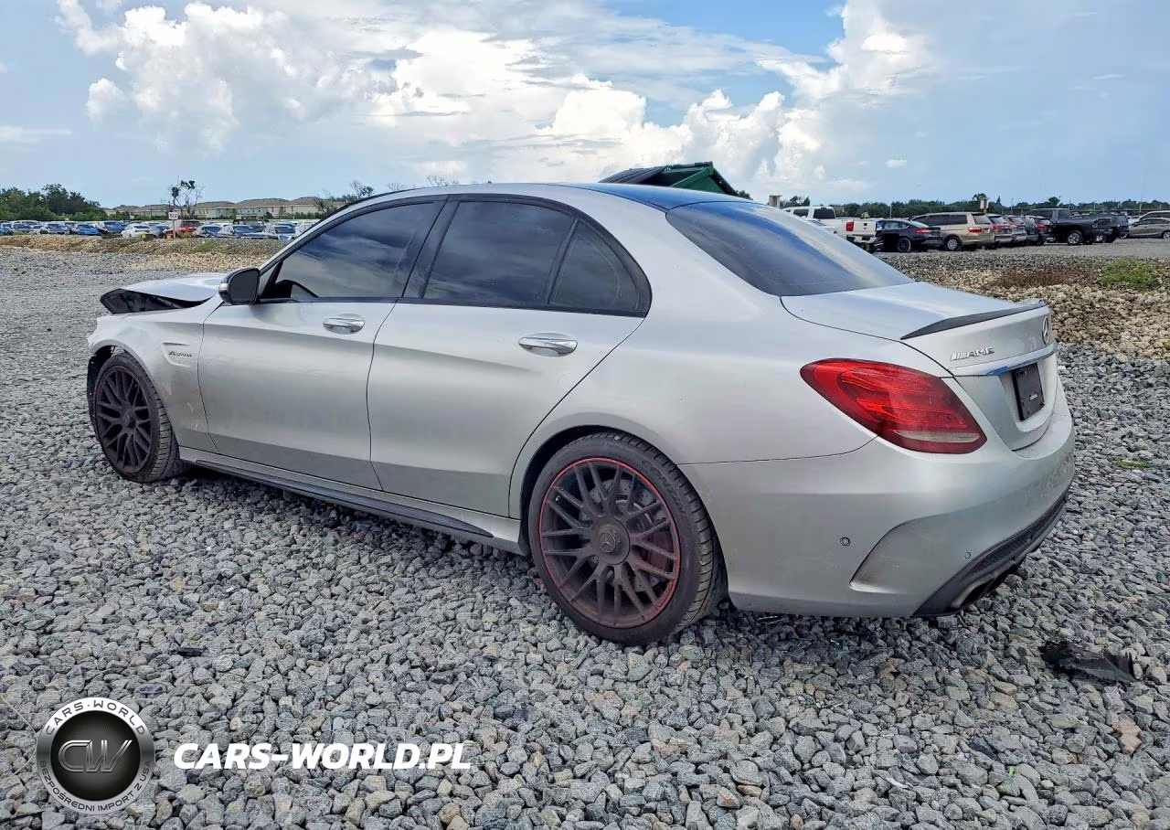 2015 Mercedes-Benz C 63 Amg-S VIN:55SWF8HBXFU066173 - 2