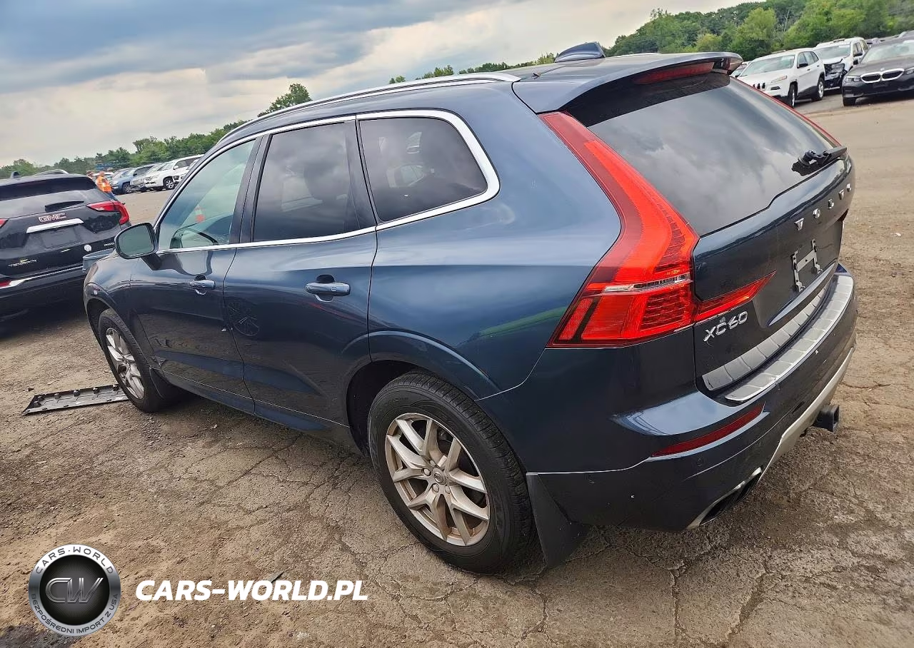 2018 Volvo Xc60 T5 Momentum VIN:YV4102RK0J1059966 - 2