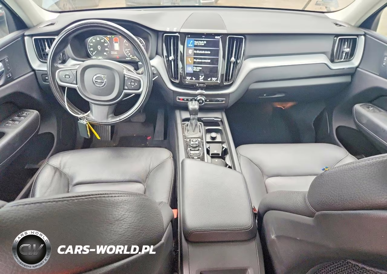 2018 Volvo Xc60 T5 Momentum VIN:YV4102RK0J1059966 - 8