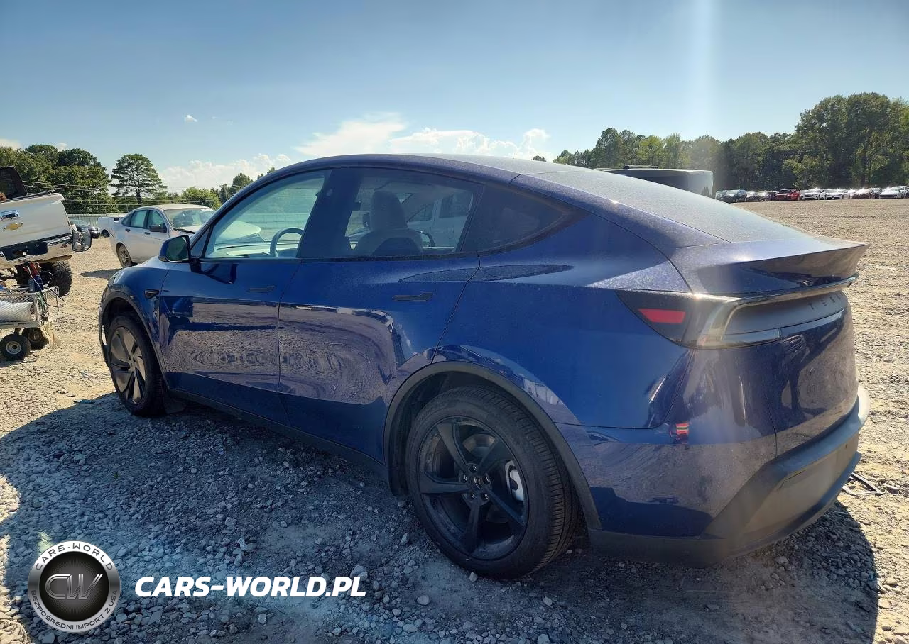 2026 Tesla Model Y VIN:7SAYGDED8TA469179 - 2