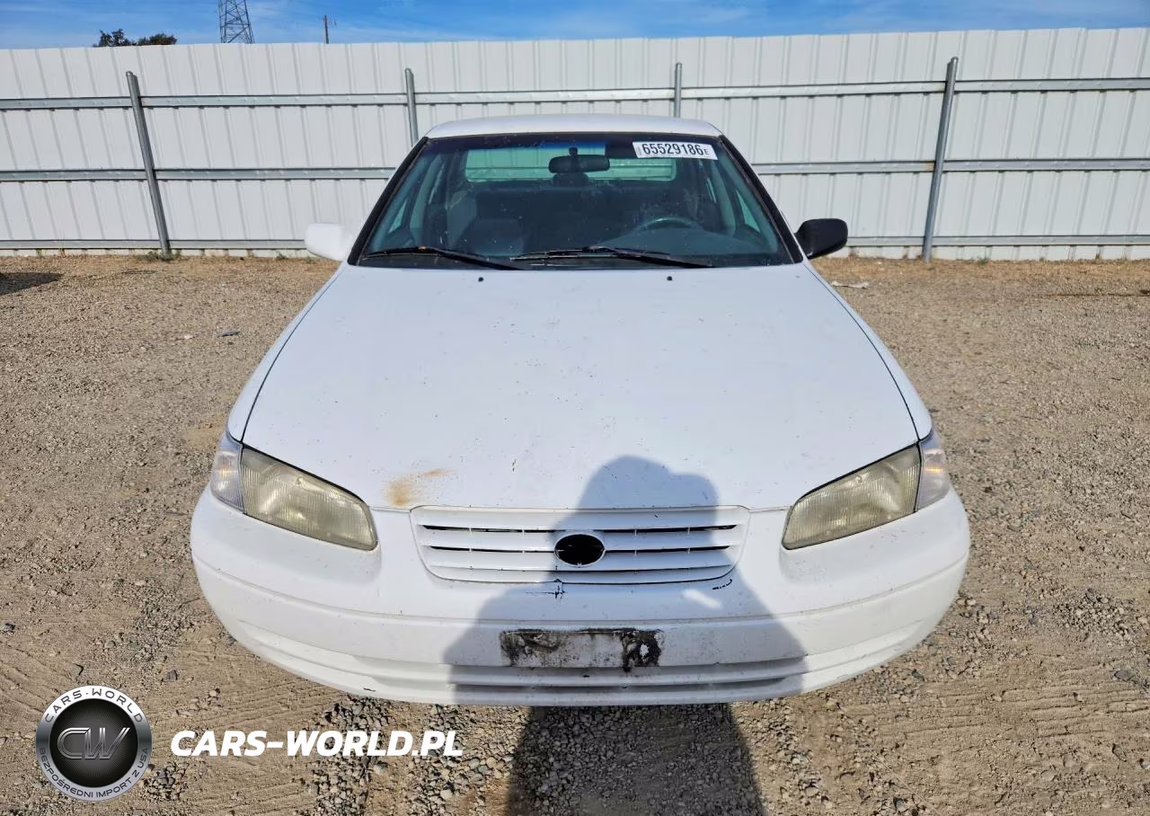 1998 Toyota Camry Xle VIN:JT2BG28KXW0181552 - 5