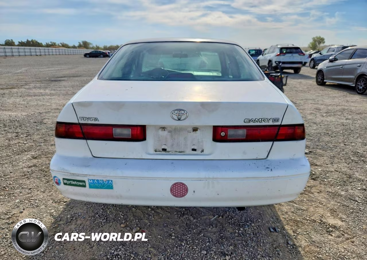 1998 Toyota Camry Xle VIN:JT2BG28KXW0181552 - 6