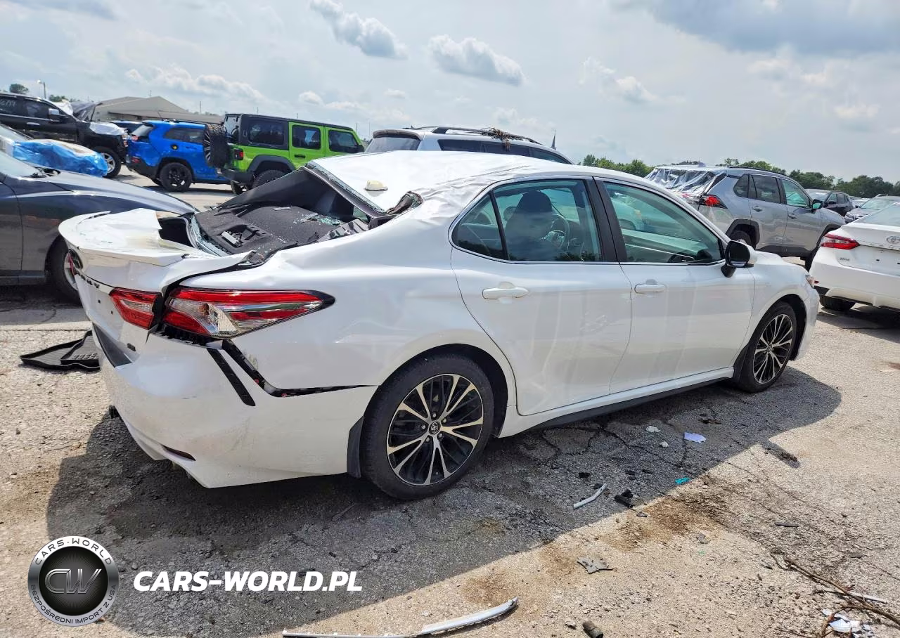 2019 Toyota Camry Se VIN:4T1B11HK8KU845655 - 3