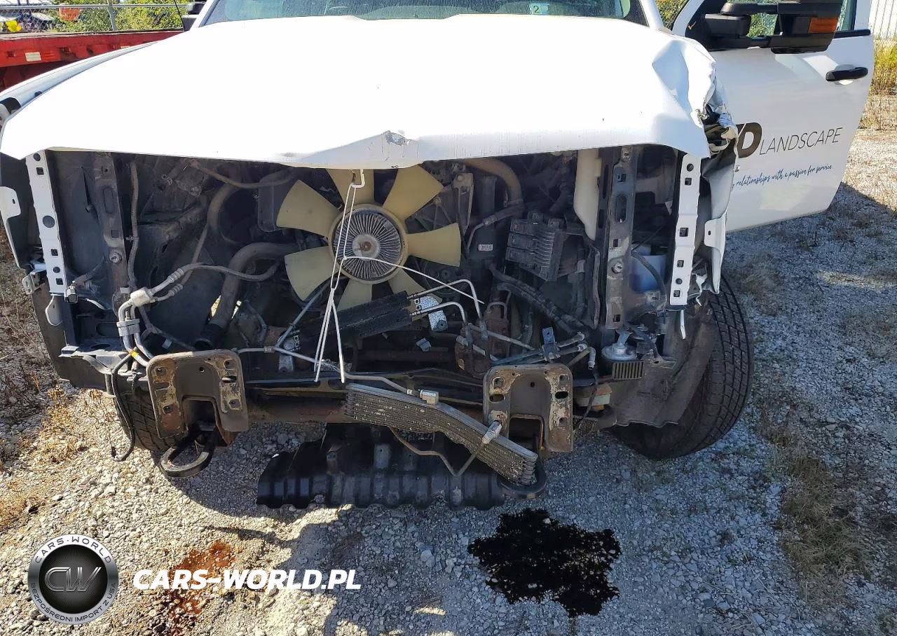 2018 Chevrolet Silverado Dump Truck VIN:1GB4KYCG4JF280785 - 10