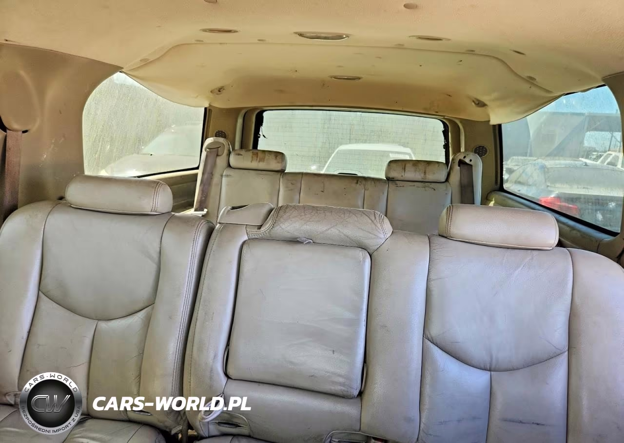 2005 Chevrolet Suburban K1500 VIN:1GNFK16ZX5J129498 - 10