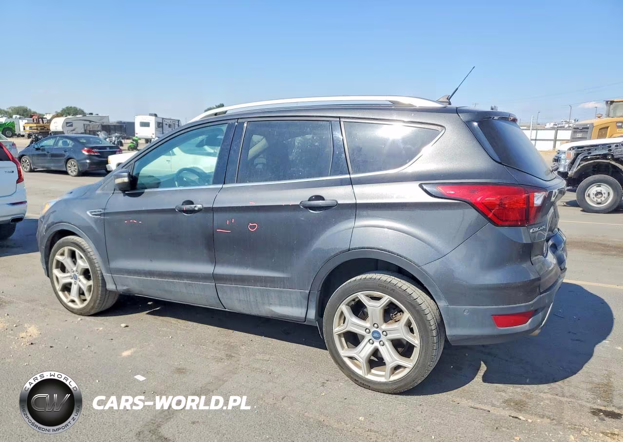 2019 Ford Escape Titanium VIN:1FMCU0J96KUC32253 - 2