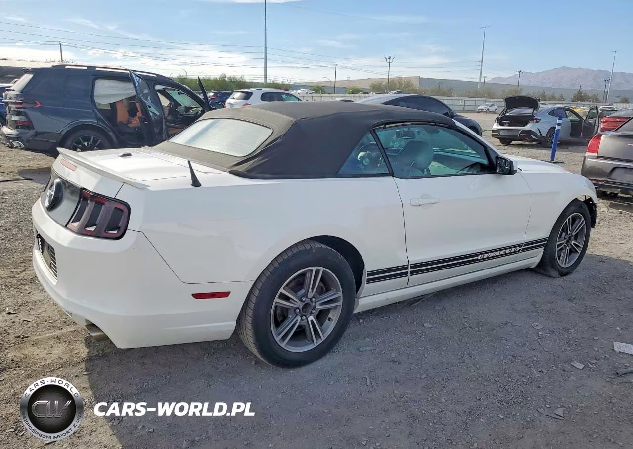 2013 Ford Mustang VIN:1ZVBP8EM7D5239775 - 3