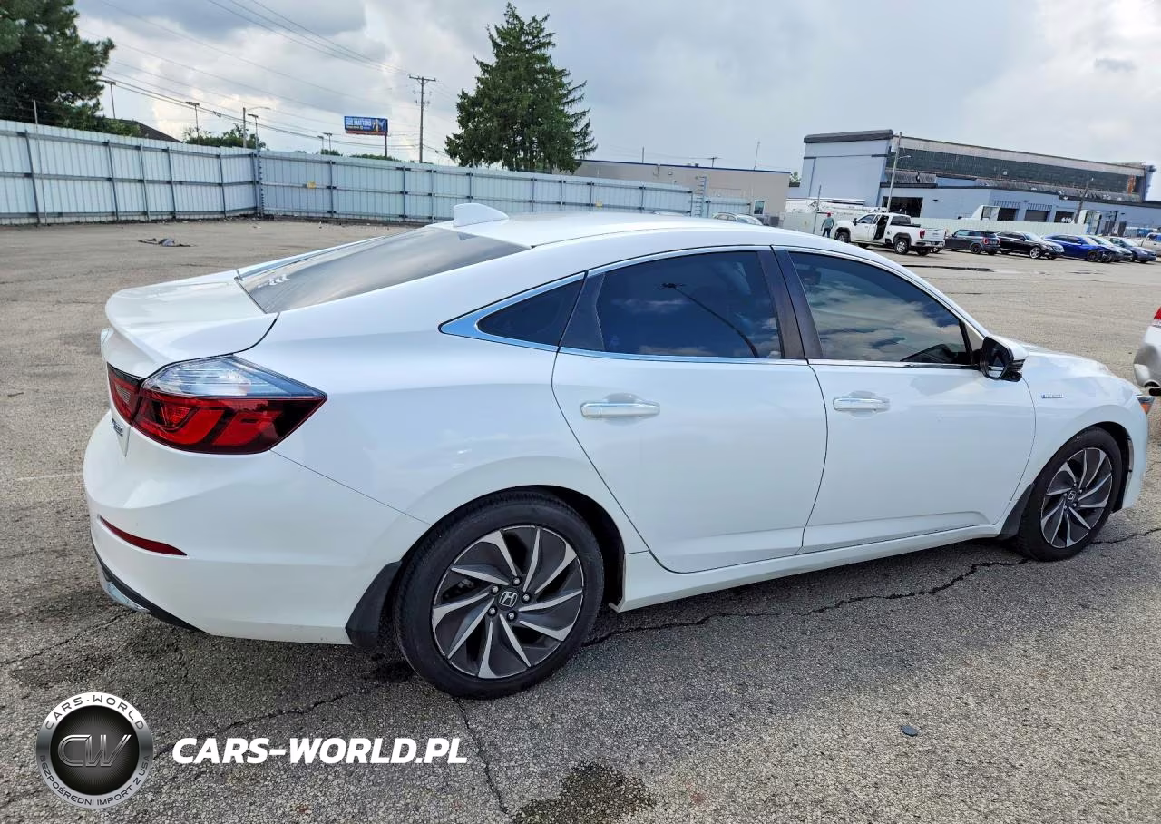 2019 Honda Insight Touring VIN:19XZE4F97KE017023 - 3