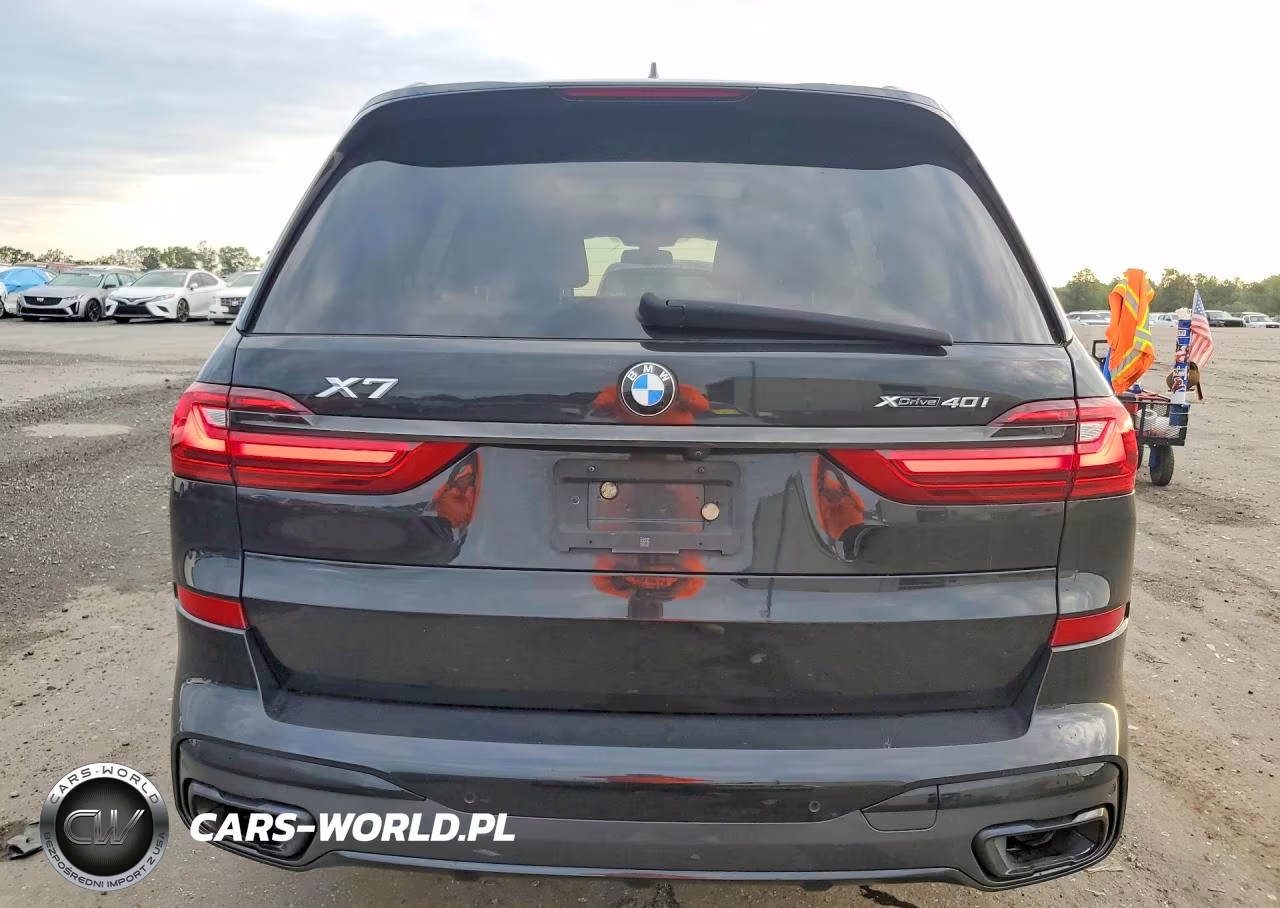 2022 BMW X7 xDrive40I VIN:5UXCW2C08N9K23312 - 6