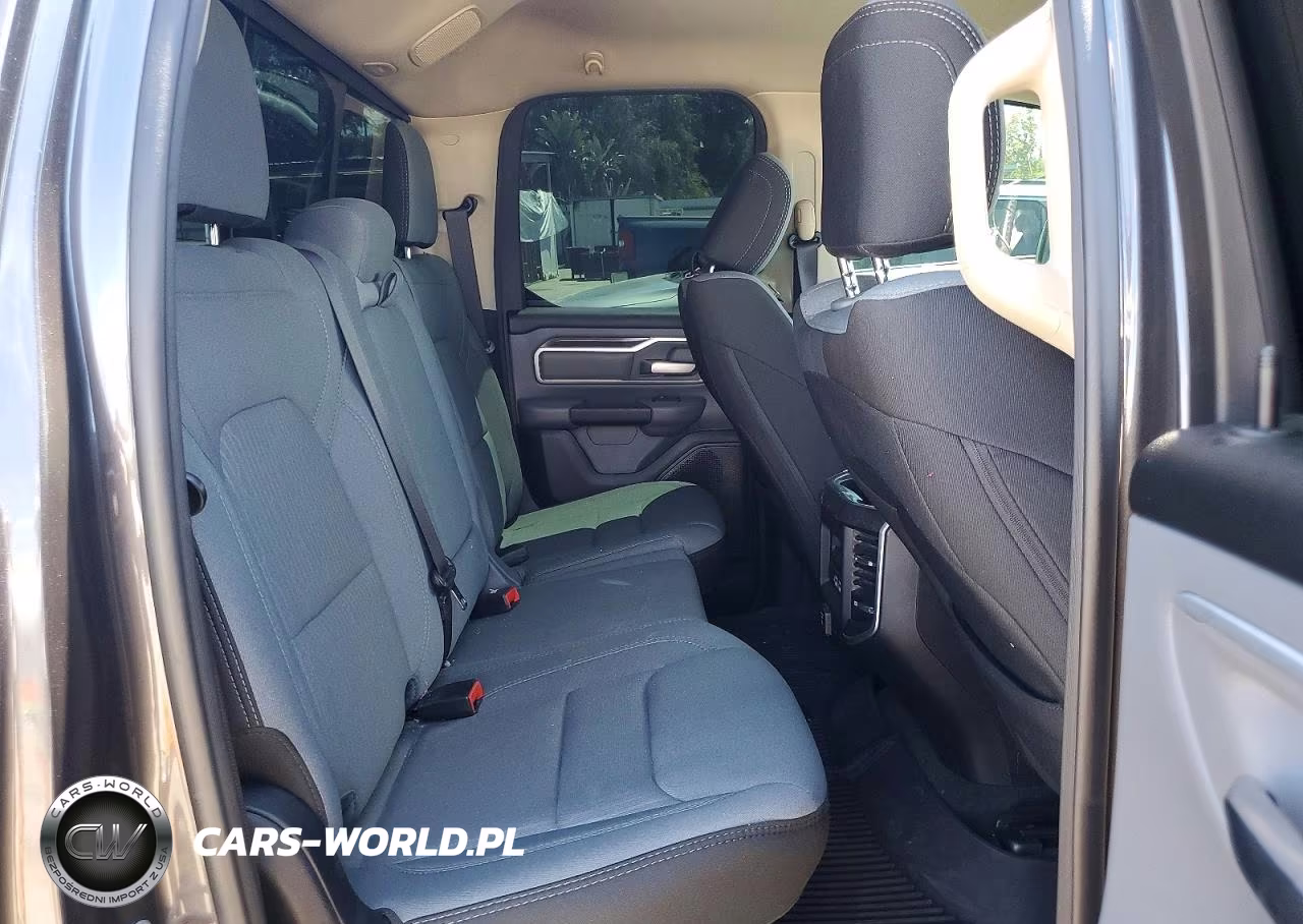 2020 Ram 1500 Big Horn-Lone Star VIN:1C6SRFBT2LN315972 - 10
