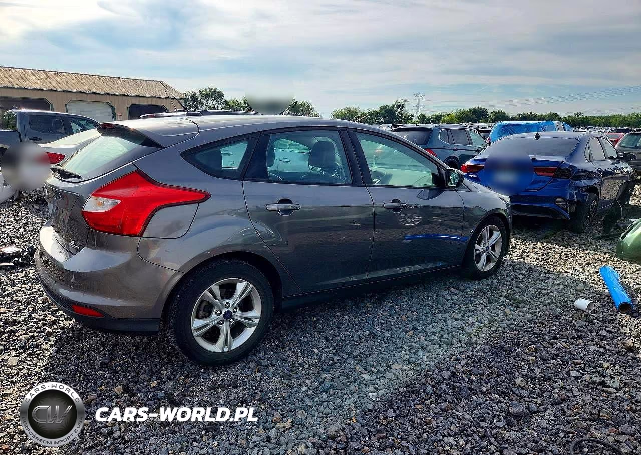 2012 Ford Focus Se VIN:1FAHP3K29CL366031 - 3