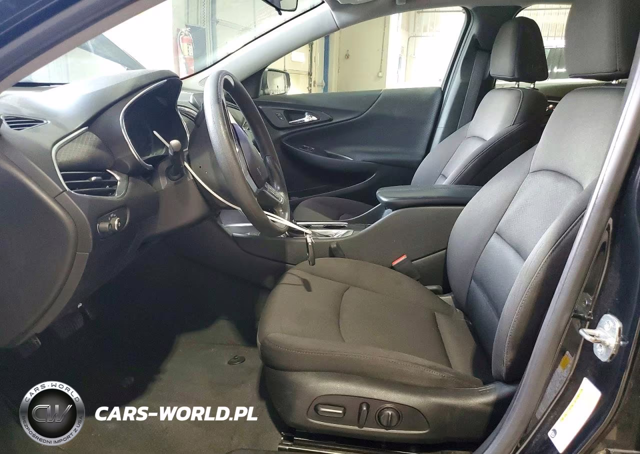 2019 Chevrolet Malibu Lt VIN:1G1ZD5ST8KF141407 - 7