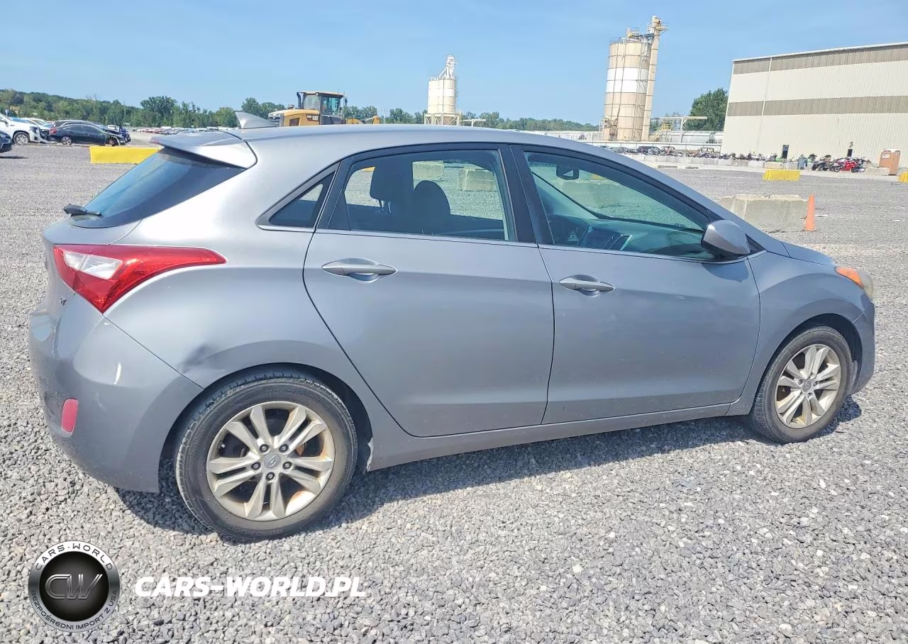2013 Hyundai Elantra Gt Base VIN:KMHD35LE3DU089389 - 3