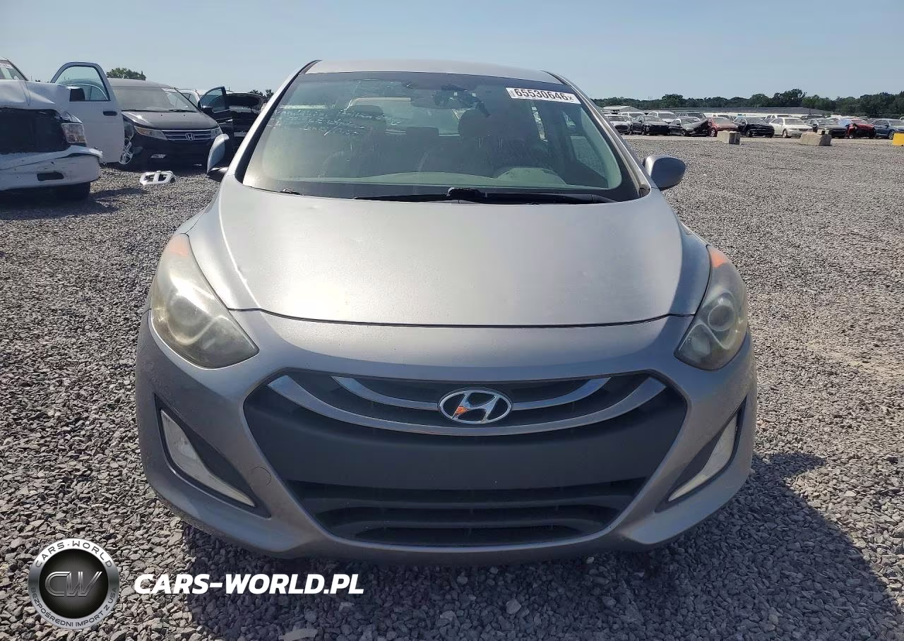 2013 Hyundai Elantra Gt Base VIN:KMHD35LE3DU089389 - 5