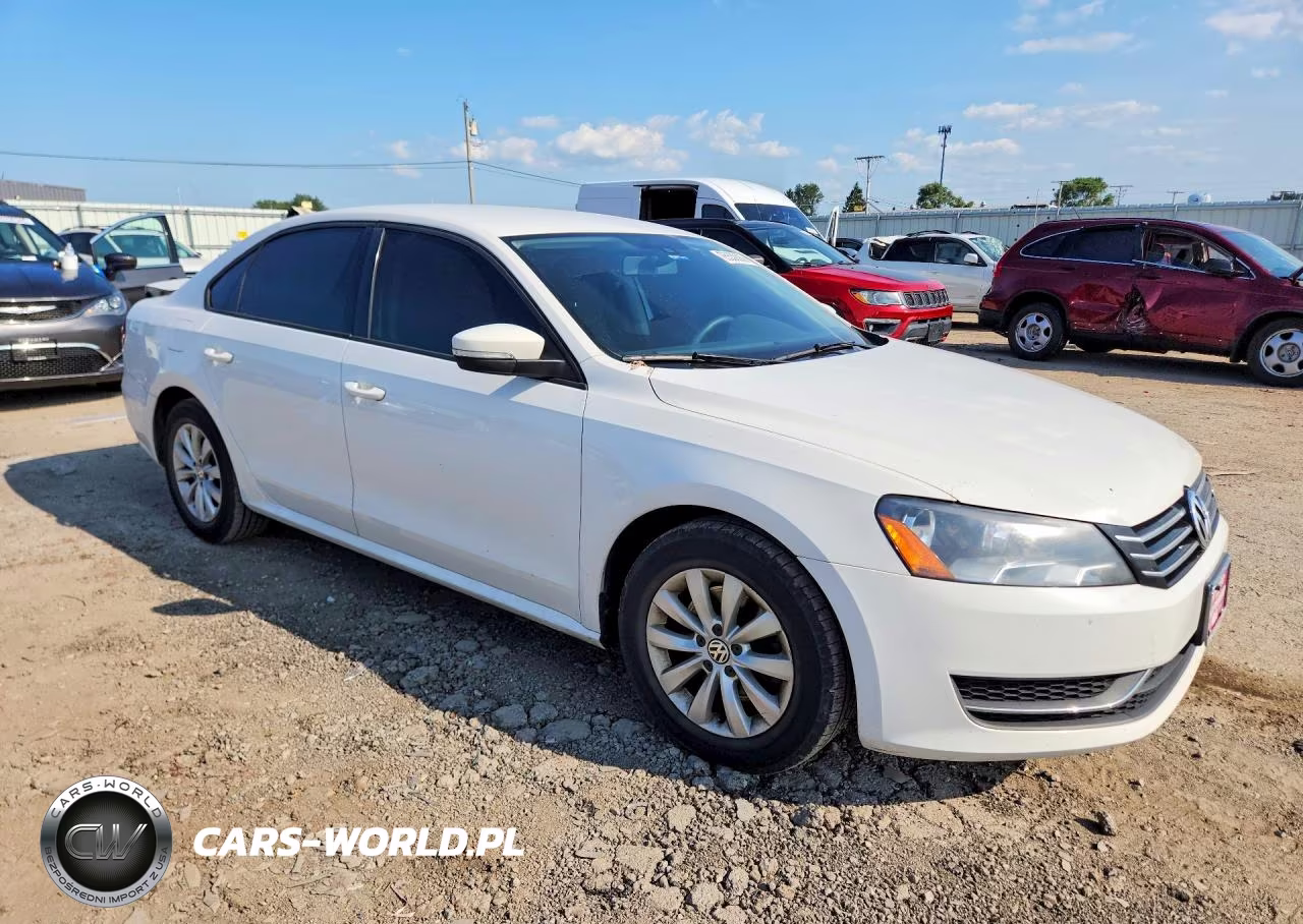 2012 Volkswagen Passat S VIN:1VWAP7A38CC075336 - 4