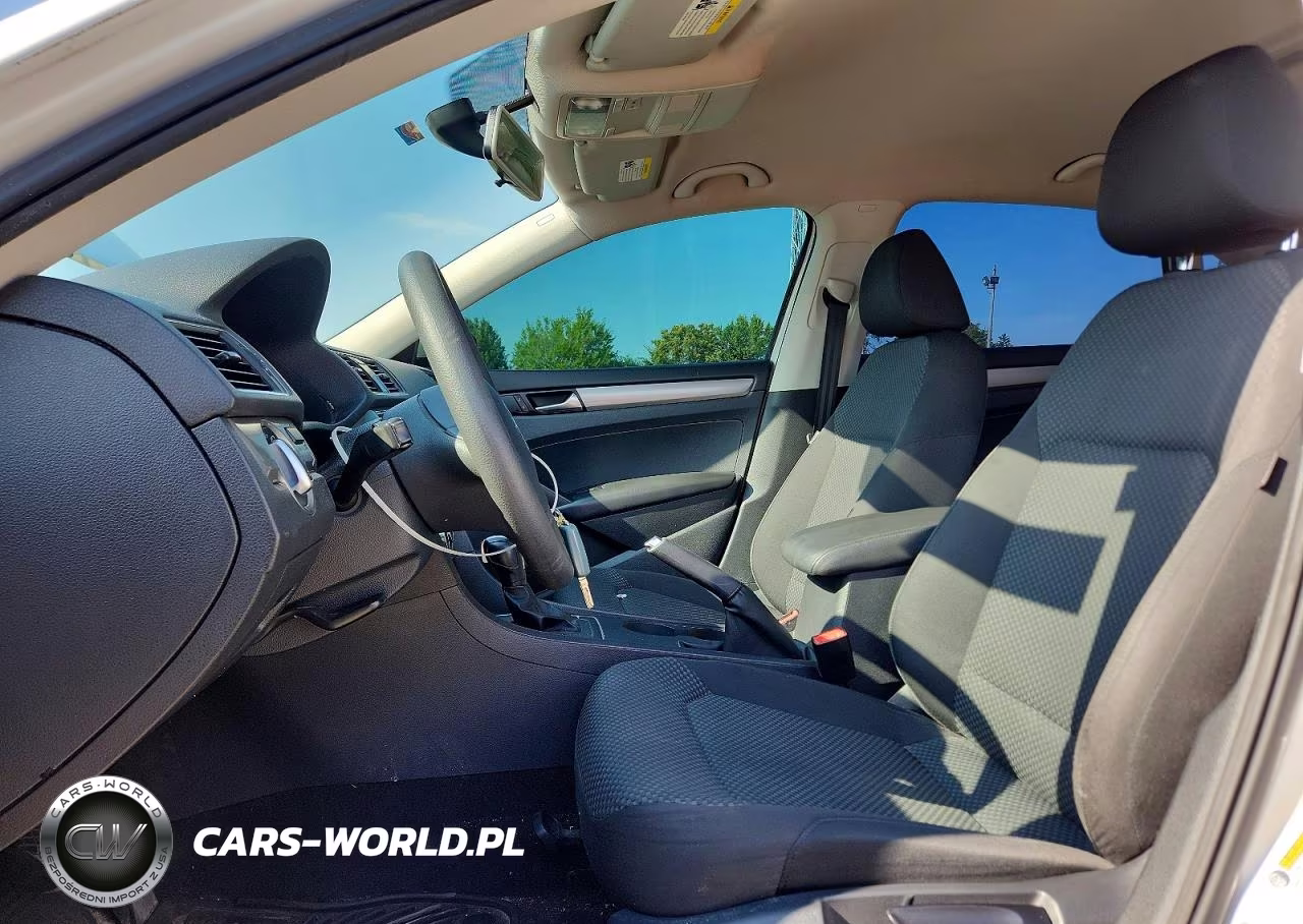 2012 Volkswagen Passat S VIN:1VWAP7A38CC075336 - 7
