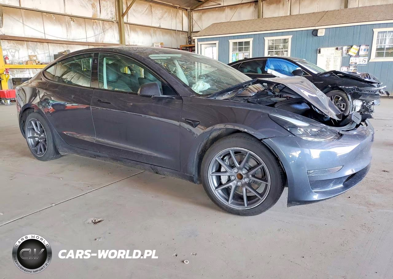 2018 Tesla Model S VIN:5YJSA1E20JF293455 - 4