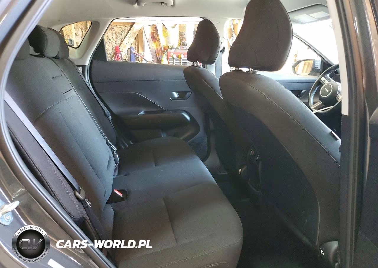 2025 Hyundai Kona Sel VIN:KM8HBCAB9SU307835 - 11