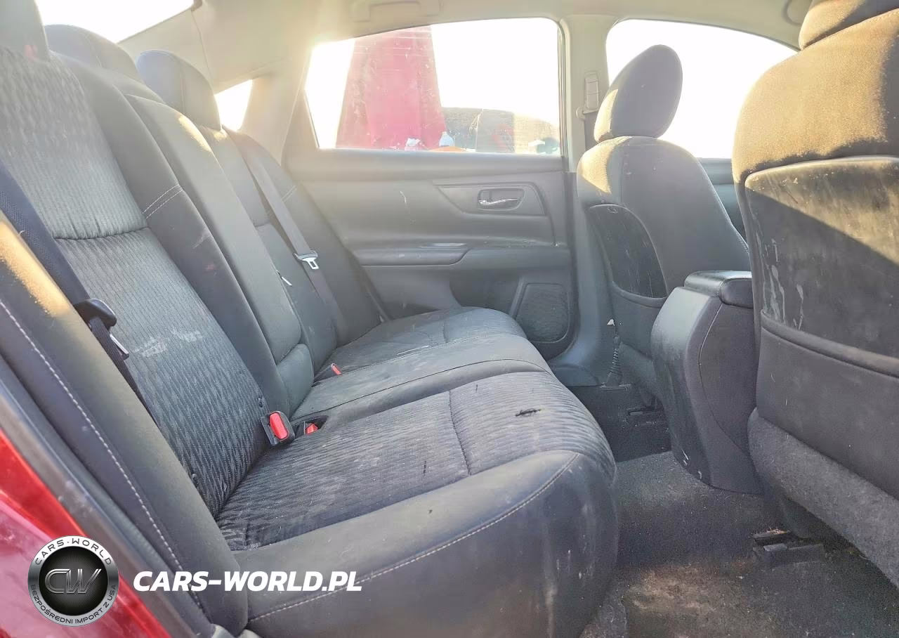 2018 Nissan Altima 2.5 S VIN:1N4AL3AP5JC176041 - 10