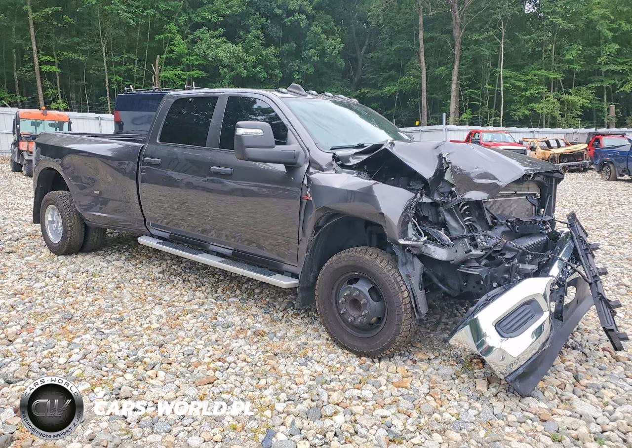 2024 Ram 3500 Tradesman VIN:3C63RRGL7RG274142 - 4