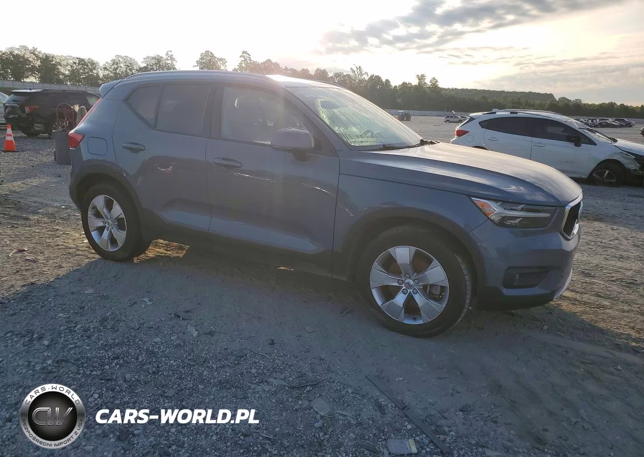 2021 Volvo Xc40 T5 Momentum VIN:YV4162UK9M2601196 - 4