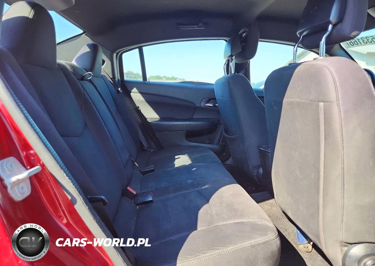 2014 Chrysler 200 Touring VIN:1C3CCBBB1EN150440 - 10