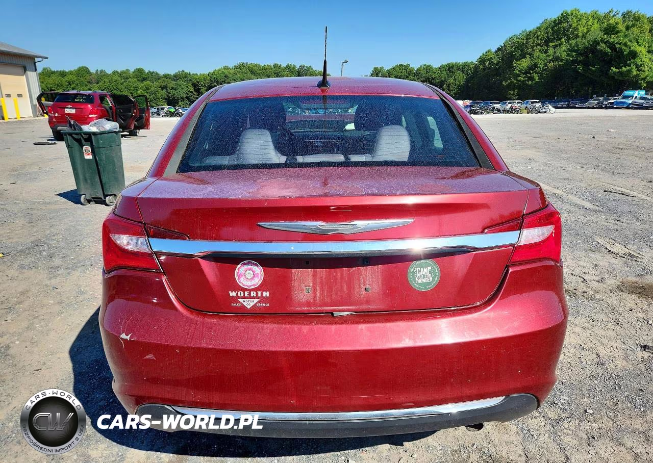 2014 Chrysler 200 Touring VIN:1C3CCBBB1EN150440 - 6