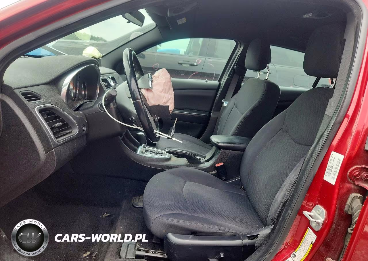 2014 Chrysler 200 Touring VIN:1C3CCBBB1EN150440 - 7