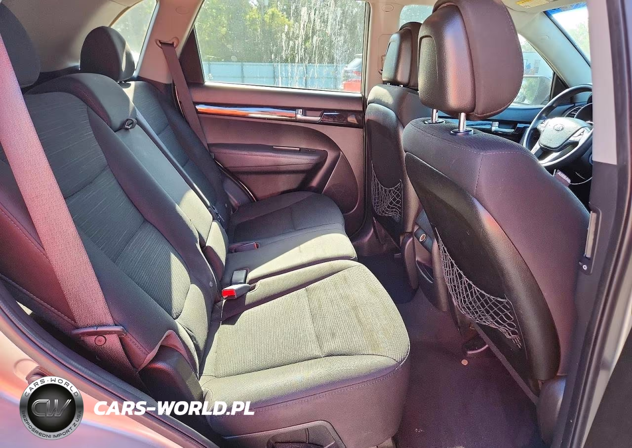 2014 Kia Sorento Lx VIN:5XYKT4A6XEG426287 - 11