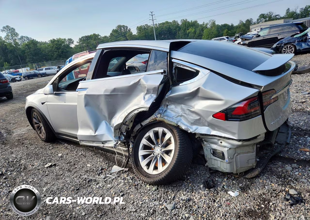 2018 Tesla Model X VIN:5YJXCAE22JF101260 - 2