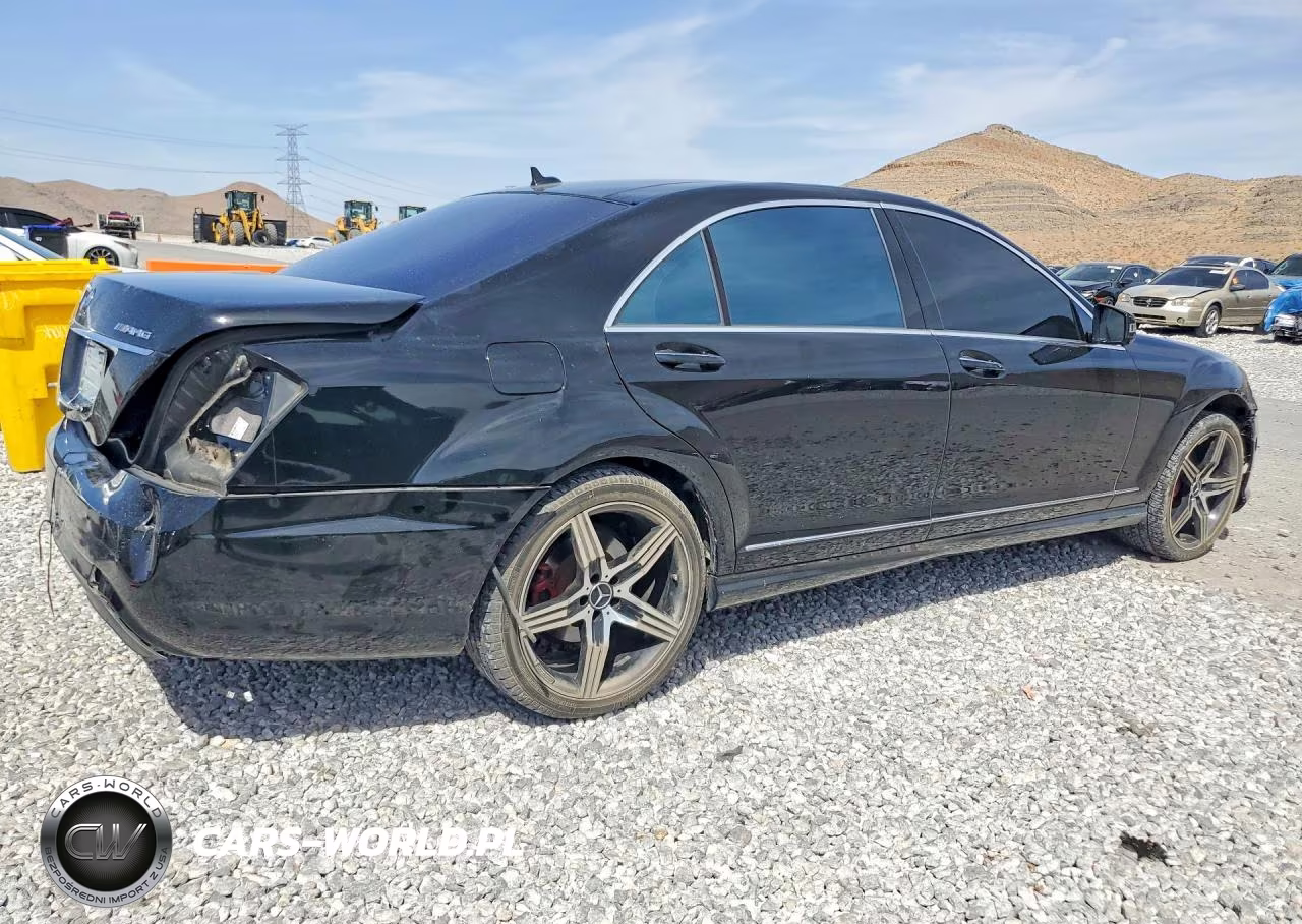2011 Mercedes-Benz S 550 VIN:WDDNG7BB5BA371330 - 3