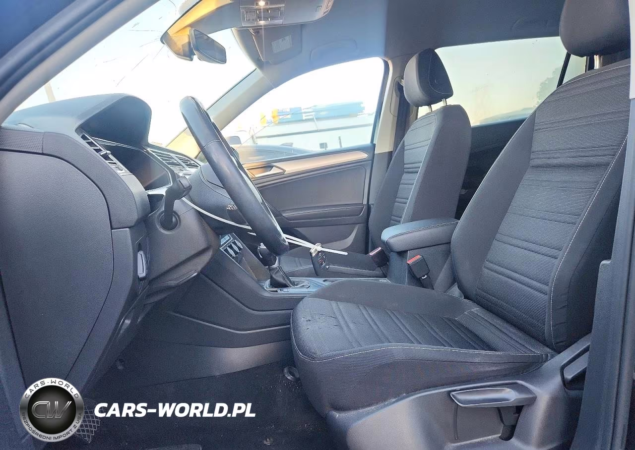 2023 Volkswagen Tiguan S VIN:3VVRB7AX2PM069979 - 7