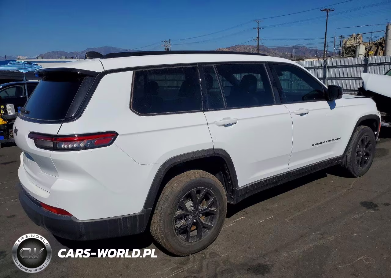 2024 Jeep Grand Cherokee L Laredo VIN:1C4RJKAGXR8546217 - 3