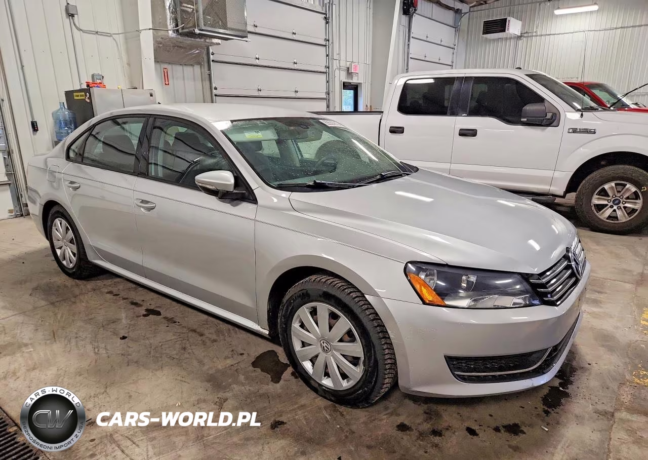 2012 Volkswagen Passat S VIN:1VWAP7A36CC074718 - 4