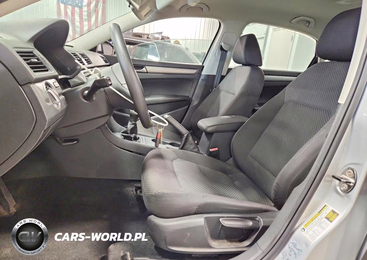 2012 Volkswagen Passat S VIN:1VWAP7A36CC074718 - 7