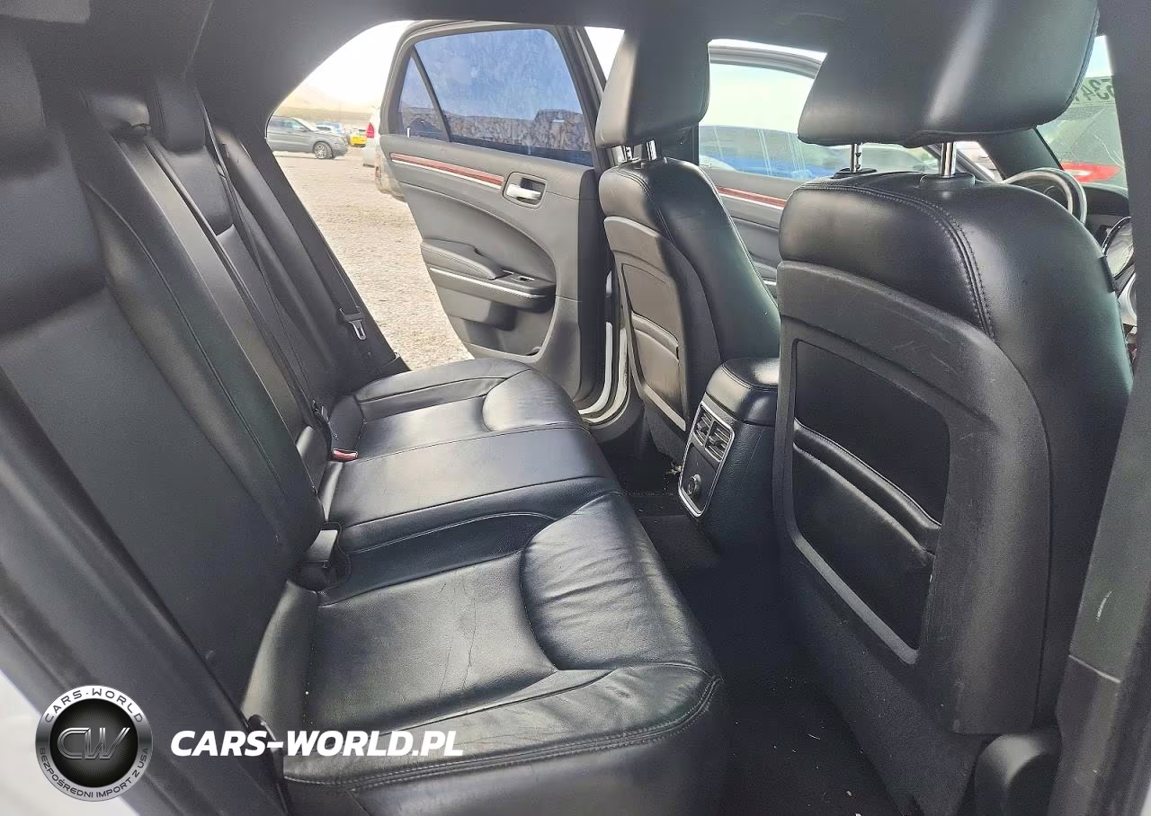 2012 Chrysler 300 Limited VIN:2C3CCACG4CH221351 - 10
