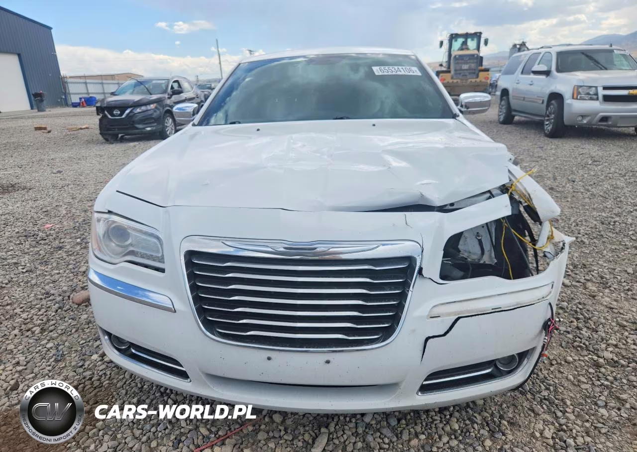 2012 Chrysler 300 Limited VIN:2C3CCACG4CH221351 - 5